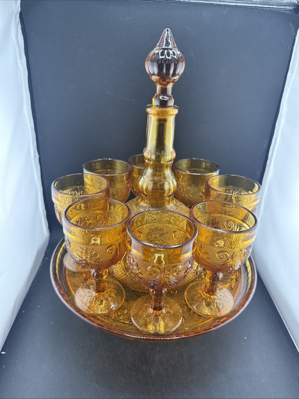 Indiana Glass Amber Tiara Decanter Set w/8 Glasses, Tray, Sandwich Pattern 11 pc